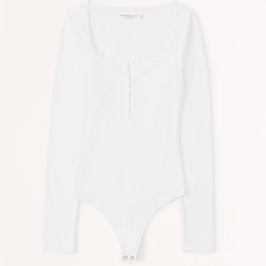 Hook and eye bodysuit, abercrombie, size medium, worn once